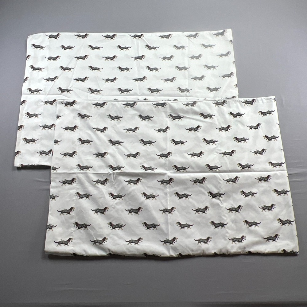 Set Of 2 Kensie Home Standard Pillow Sham White Dachshund Dogs Printed 20" X 28"
